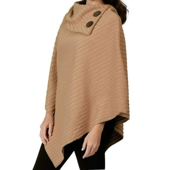Le Moda Camel Poncho with Button Details - Picture 1 of 12